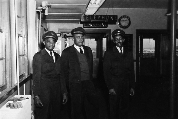 James M. Cox-Dayton Municipal Airport Porters 1958